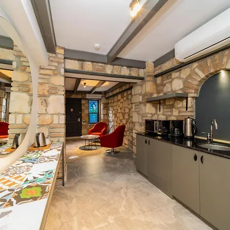 Amazing Flat Near Hadrians Gate Apartment