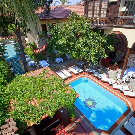 Amazing Flat Near Hadrians Gate Apartment Antalya